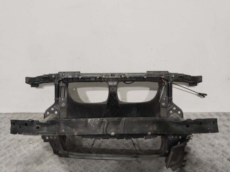 Recambio de panel frontal para bmw 1 (e87) 118 d referencia OEM IAM 41137152823  