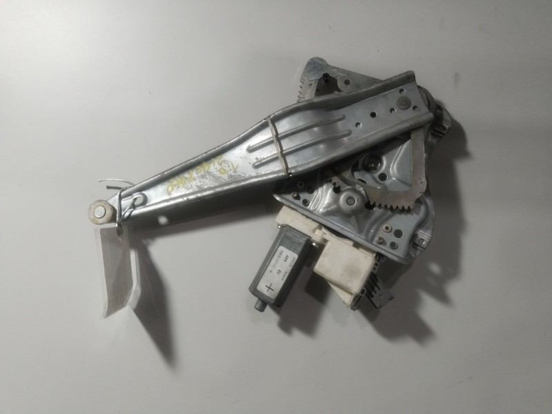 Recambio de elevalunas trasero derecho para toyota avensis berlina (t25) 2.0 d4-d executive berlina (5-ptas.) referencia OEM IAM