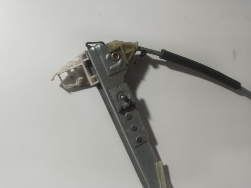 Recambio de elevalunas delantero derecho para citroën xsara berlina 1.9td tonic referencia OEM IAM 9222H2  