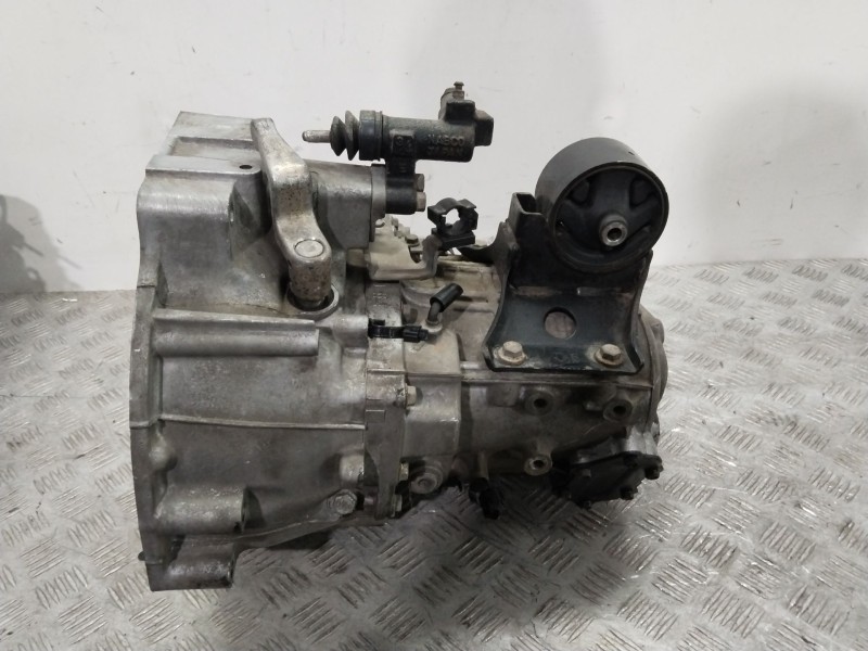 Recambio de caja cambios para nissan almera tino (v10) 1.8 referencia OEM IAM 321006J000  