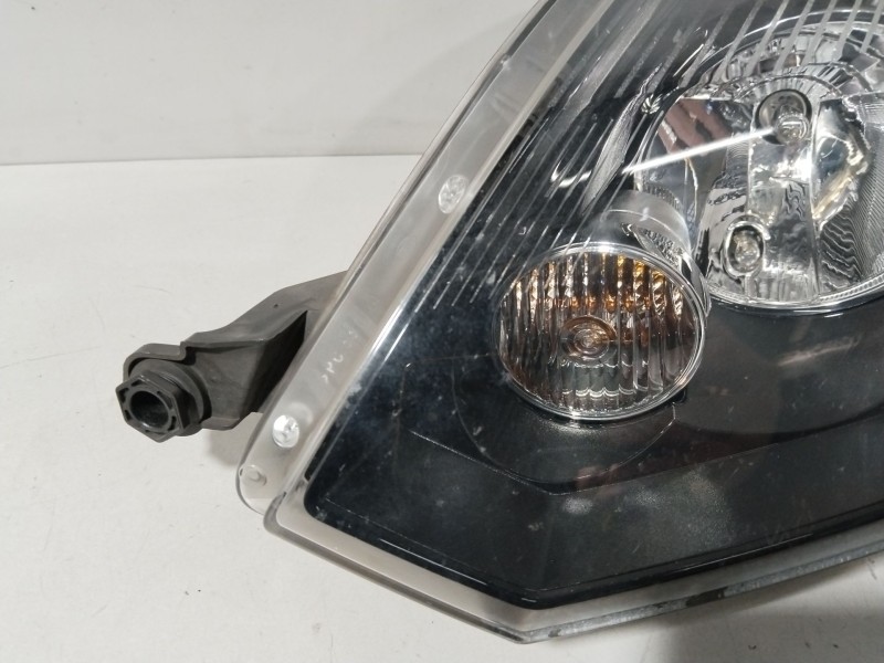 Recambio de faro izquierdo para volkswagen golf plus v (5m1, 521) 1.6 tdi referencia OEM IAM 5M1941005G  