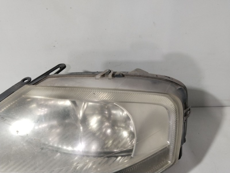 Recambio de faro izquierdo para citroën c3 i (fc_, fn_) 1.4 hdi referencia OEM IAM 620885  