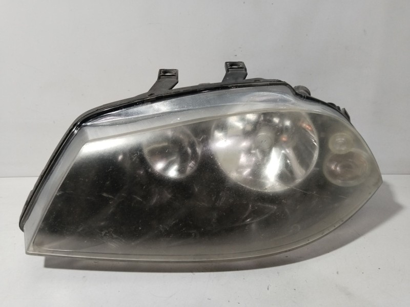 Recambio de faro izquierdo para seat ibiza iii (6l1) 1.9 tdi referencia OEM IAM 6L1941005E  