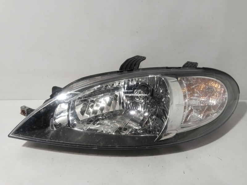 Recambio de faro izquierdo para chevrolet lacetti (j200) 2.0 d referencia OEM IAM 96943712  