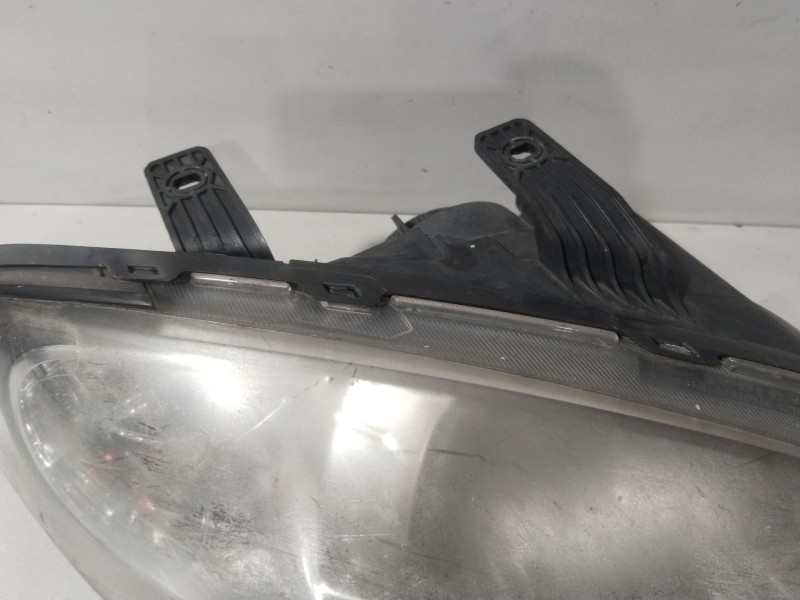 Recambio de faro derecho para chevrolet lacetti (j200) 2.0 d referencia OEM IAM 96943713  