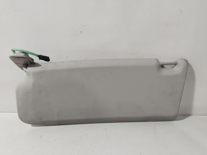 Recambio de parasol derecho para volvo v50 (545) d5 referencia OEM IAM 30715634  