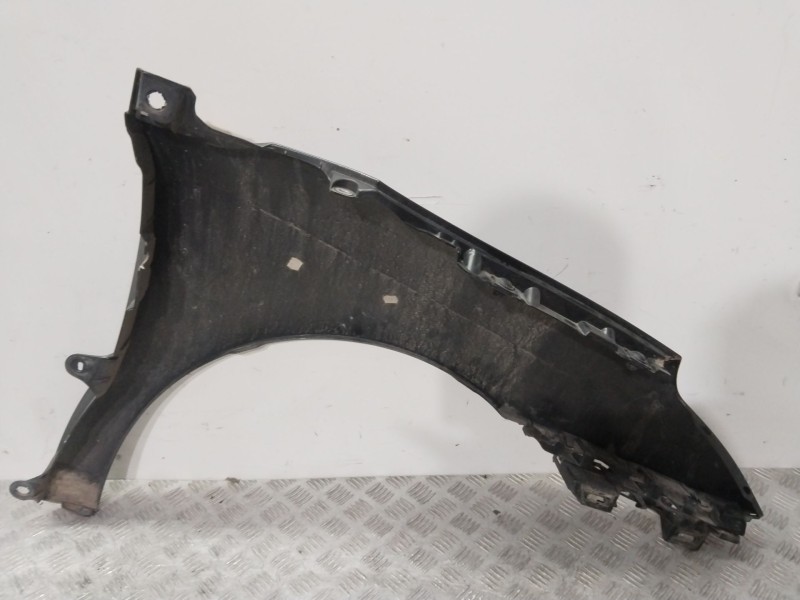 Recambio de aleta delantera izquierda para citroën c4 coupe lx referencia OEM IAM 7840Q3  NEGRO