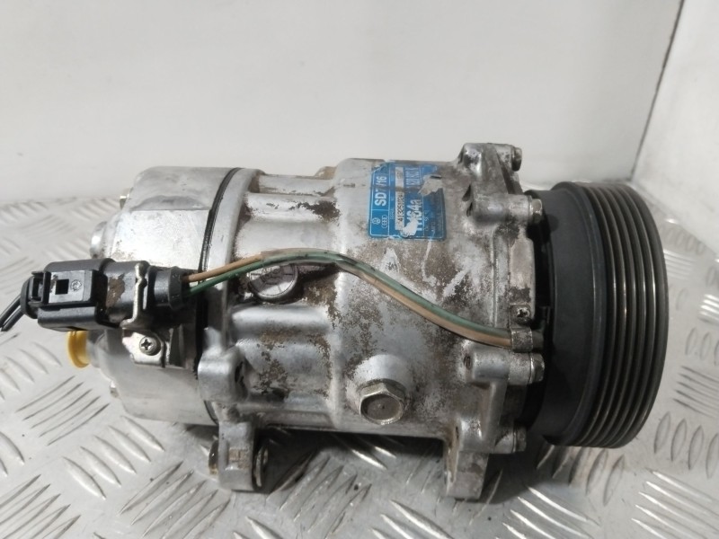 Recambio de compresor aire acondicionado para seat leon (1m1) 1.6 16 v referencia OEM IAM 1J0820803K  