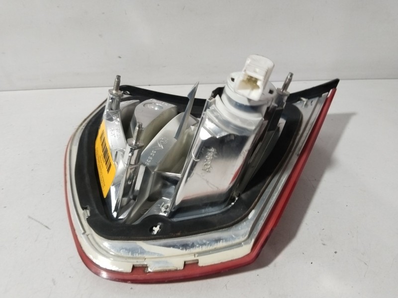 Recambio de piloto trasero derecho interior para citroën c4 picasso i monospace (ud_) 1.6 hdi referencia OEM IAM 9653547677  