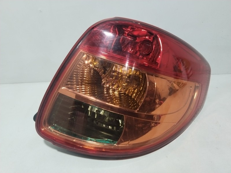 Recambio de piloto trasero derecho para fiat sedici (189_) 2.0 d multijet 4x4 referencia OEM IAM 22016684  