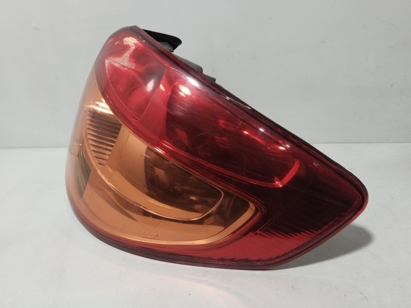 Recambio de piloto trasero derecho para fiat sedici (189_) 2.0 d multijet 4x4 referencia OEM IAM 22016684  