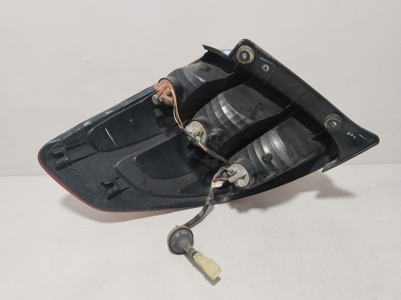 Recambio de piloto trasero derecho para fiat sedici (189_) 2.0 d multijet 4x4 referencia OEM IAM 22016684  