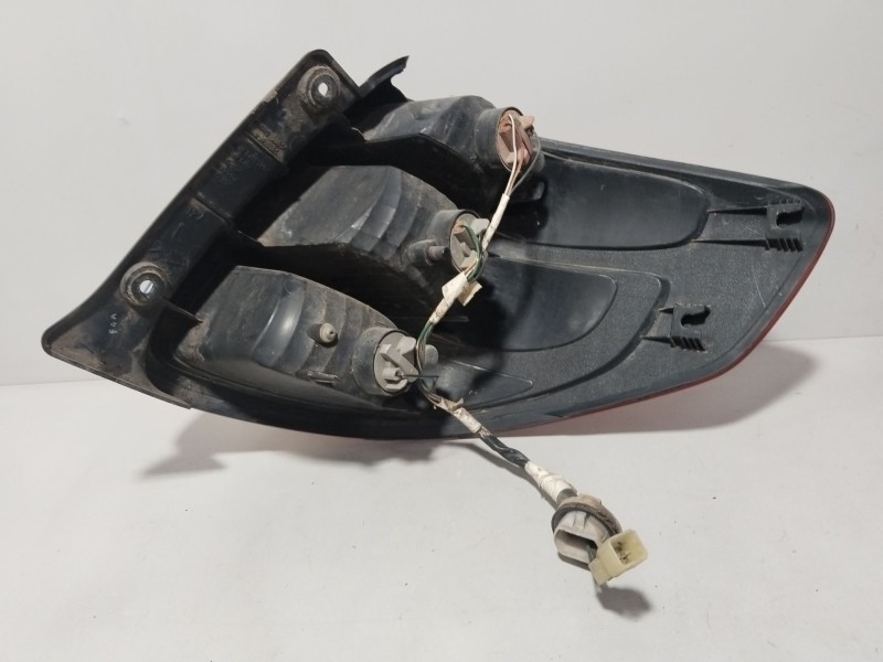 Recambio de piloto trasero izquierdo para suzuki sx4 rw (ey) glx referencia OEM IAM 22016684  