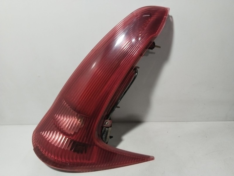 Recambio de piloto trasero derecho para peugeot 206 sw (2e/k) 2.0 hdi referencia OEM IAM 6351R4  