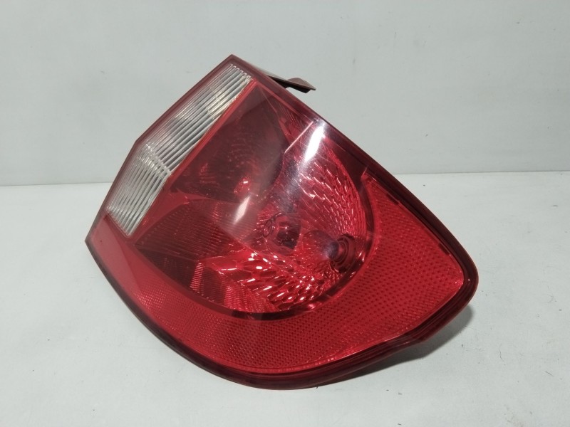 Recambio de piloto trasero derecho para hyundai getz (tb) 1.1 referencia OEM IAM 924021C5XX  