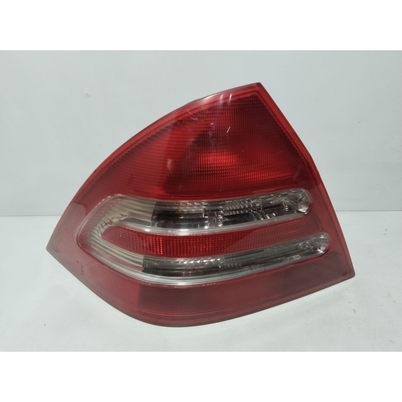 Recambio de piloto trasero izquierdo para mercedes-benz clase c (w203) c 200 kompressor (203.045) referencia OEM IAM 22016684  