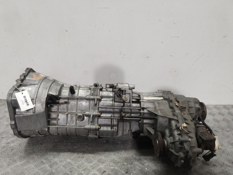 Recambio de caja cambios para ssangyong rodius i 2.7 xdi referencia OEM IAM 3111108100 3111008200 