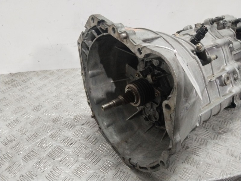 Recambio de caja cambios para ssangyong rodius i 2.7 xdi referencia OEM IAM 3111108100 3111008200 
