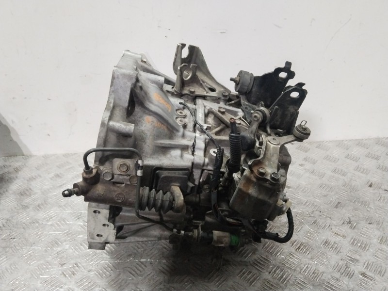 Recambio de caja cambios para toyota avensis (_t25_) 2.2 d-4d (adt251_) referencia OEM IAM 303002D150  