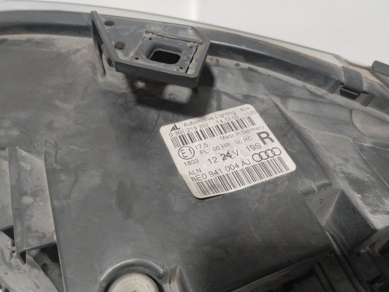 Recambio de faro derecho para audi a4 b7 avant (8ed) 2.0 tdi 16v referencia OEM IAM 8E0941004AJ  