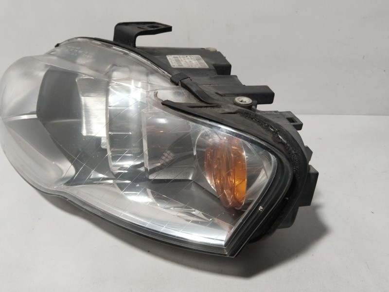Recambio de faro izquierdo para audi a4 b7 avant (8ed) 2.0 tdi 16v referencia OEM IAM 8E0941003AJ  