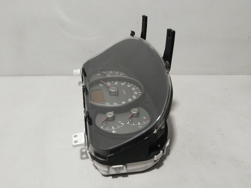 Recambio de cuadro instrumentos para kia carens iii monospace (un) 2.0 crdi 140 referencia OEM IAM 940031D840  