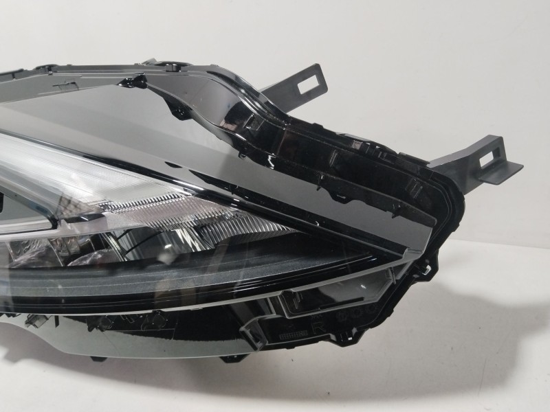 Recambio de faro derecho para nissan qashqai iii (j12) 1.3 dig-t referencia OEM IAM 1008D02J  NUEVO