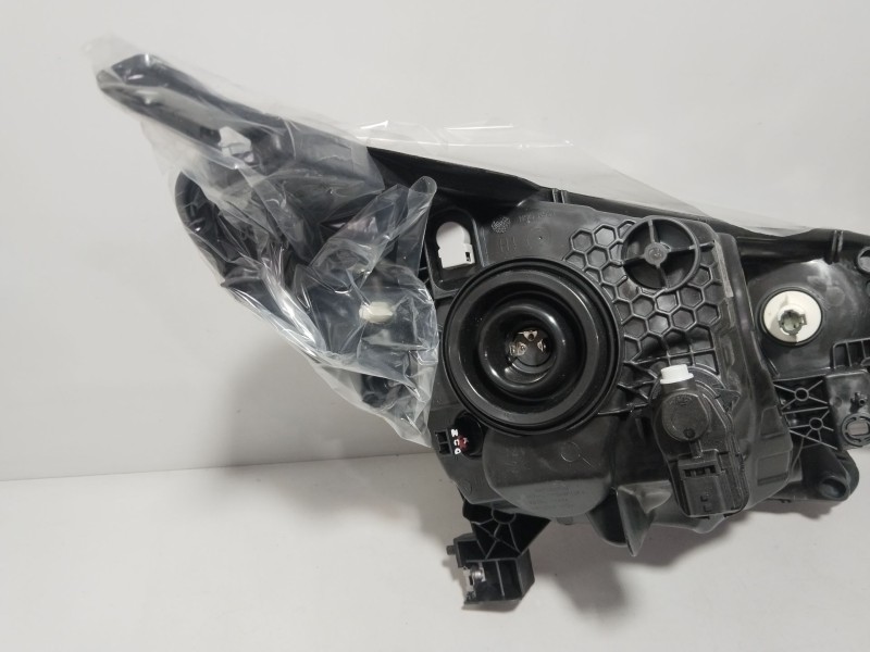 Recambio de faro izquierdo para nissan note (e12) 1.5 dci referencia OEM IAM 260603WF0A 89907870 NUEVO