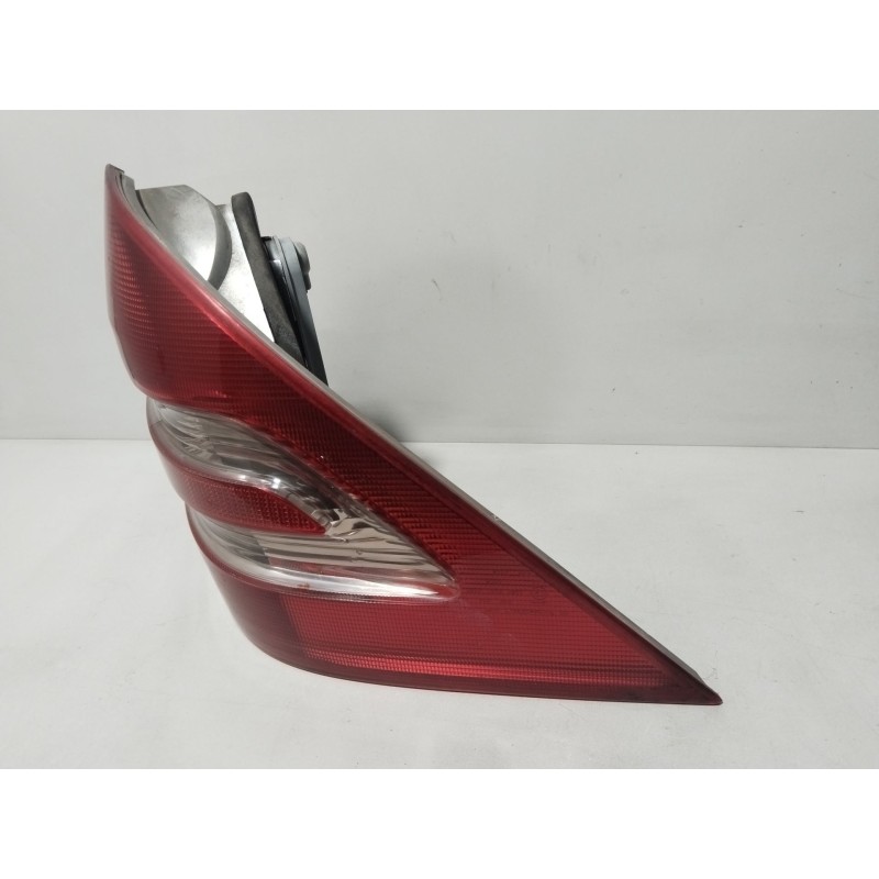 Recambio de piloto trasero derecho para mercedes-benz clase c (w203) c 200 kompressor (203.045) referencia OEM IAM 2038200264R  