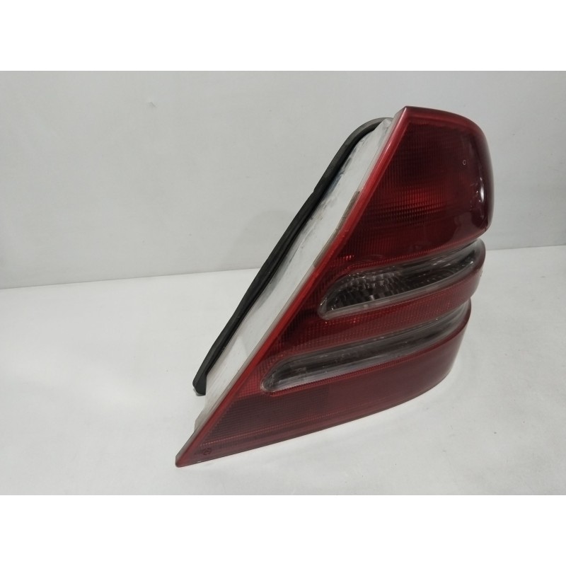 Recambio de piloto trasero derecho para mercedes-benz clase c (w203) c 200 kompressor (203.045) referencia OEM IAM 2038200264R  