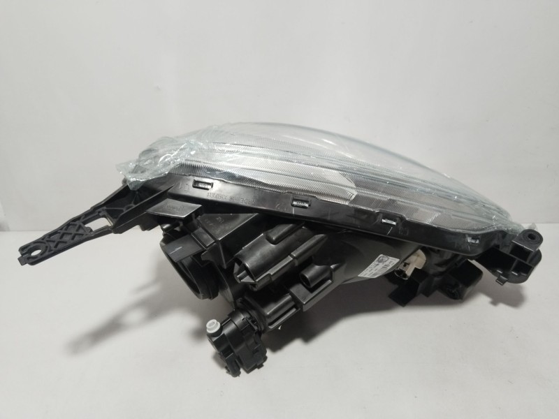 Recambio de faro izquierdo para nissan micra iv (k13k, k13kk) 1.2 referencia OEM IAM 260601HB0A  NUEVO