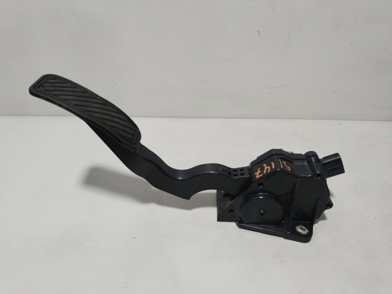 Recambio de pedal acelerador para mazda 2 (de_, dh_) 1.3 (de3fs) referencia OEM IAM K42387410  