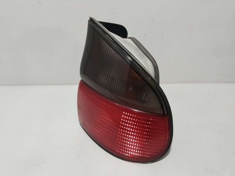 Recambio de piloto trasero derecho para renault safrane ii (b54_) 2.5 20v (b54f) referencia OEM IAM 7700808304  