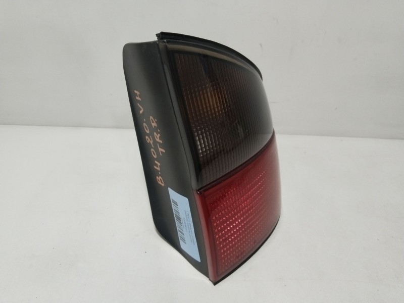 Recambio de piloto trasero derecho para renault safrane ii (b54_) 2.5 20v (b54f) referencia OEM IAM 7700808304  