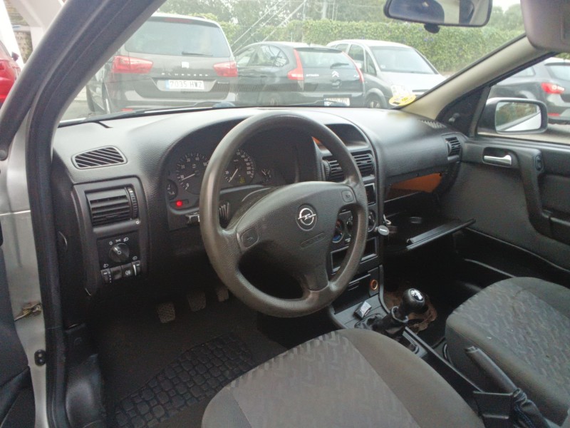 opel astra g hatchback (t98) del año 2002