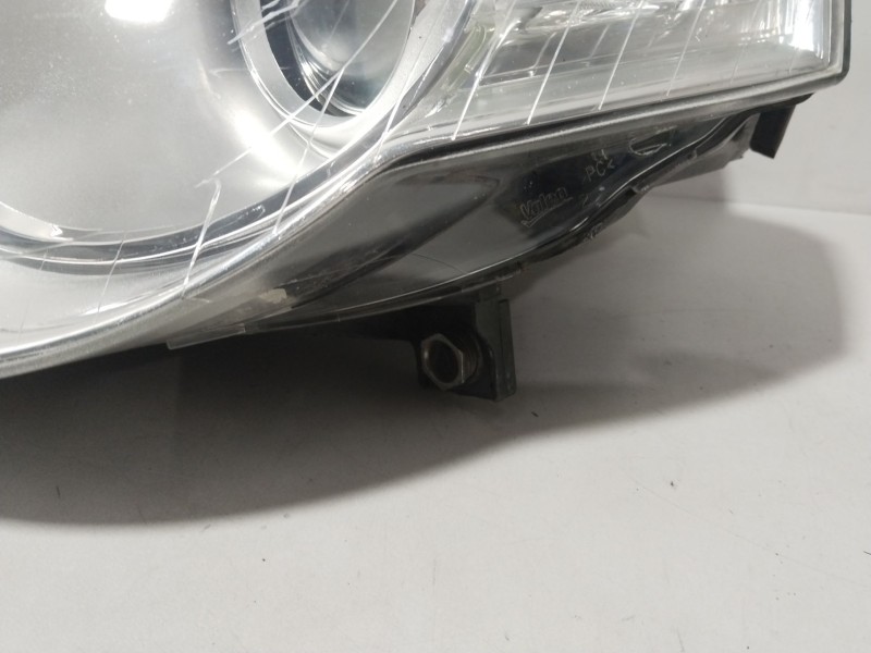 Recambio de faro izquierdo para volkswagen passat b6 (3c2) 2.0 tdi referencia OEM IAM 3C0941005AA  