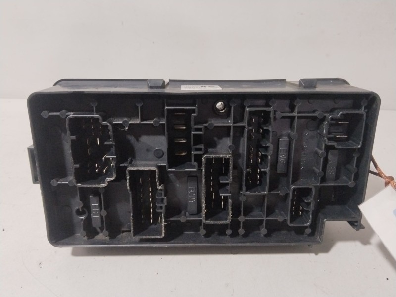 Recambio de caja reles / fusibles para chevrolet lacetti (j200) 2.0 d referencia OEM IAM J200AS  