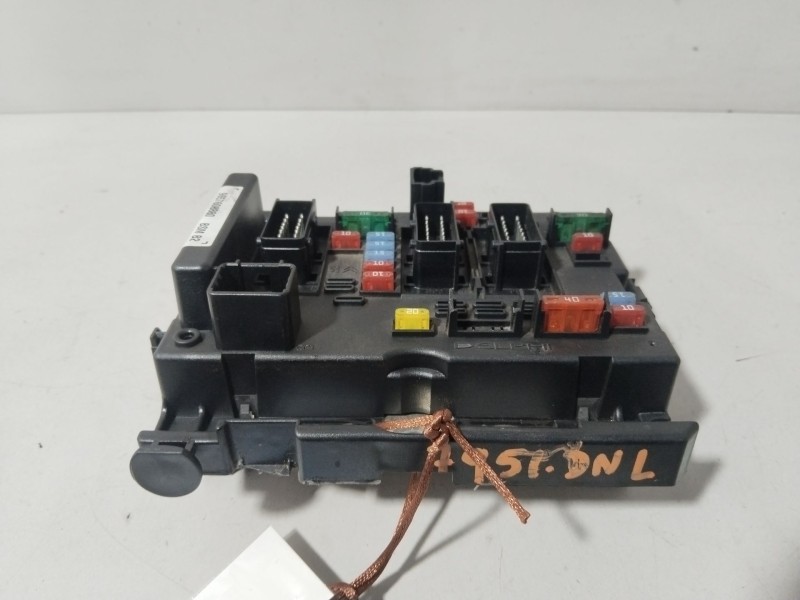 Recambio de caja reles / fusibles para peugeot 206 hatchback (2a/c) 1.4 i referencia OEM IAM 9657608880  