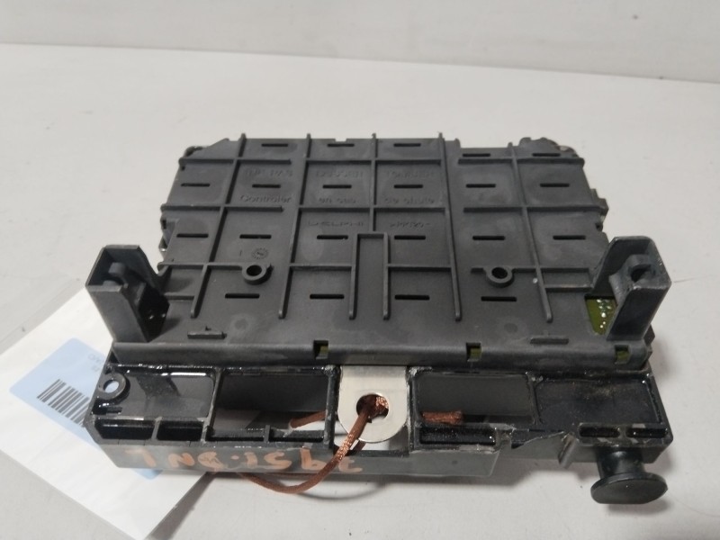Recambio de caja reles / fusibles para peugeot 206 hatchback (2a/c) 1.4 i referencia OEM IAM 9657608880  