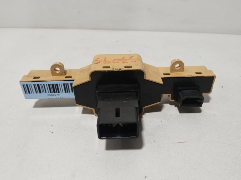 Recambio de warning para kia carens iii monospace (un) 2.0 crdi 140 referencia OEM IAM 937901D000  