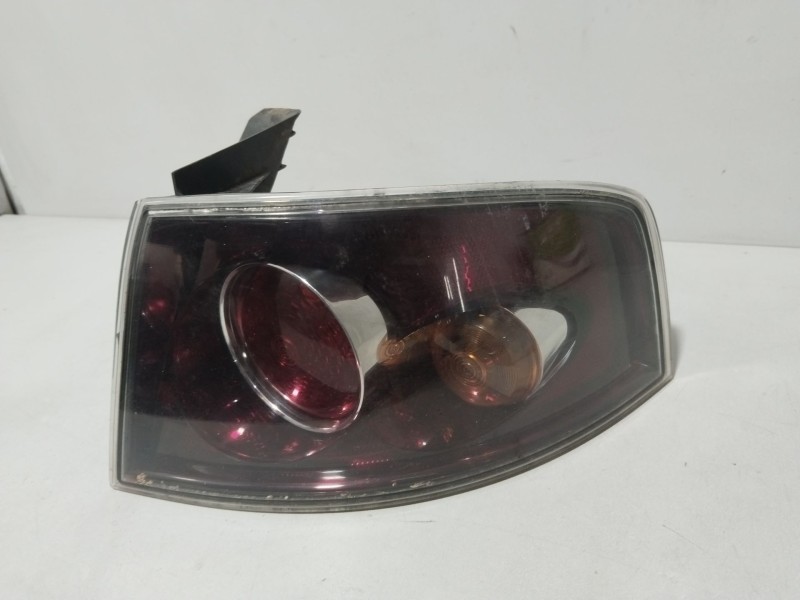 Recambio de piloto trasero derecho para seat ibiza iii (6l1) 1.9 tdi referencia OEM IAM 45405  