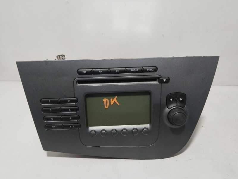 Recambio de sistema audio / radio cd para seat leon (1p1) 2.0 tdi 16v referencia OEM IAM 1P103515247V  