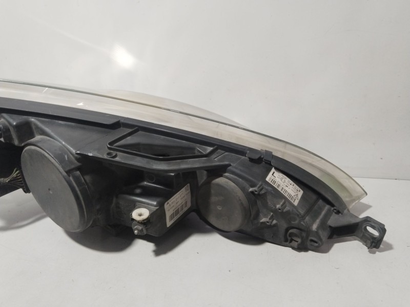 Recambio de faro izquierdo para peugeot 407 (6d_) 2.2 hdi 170 (6d4hth) referencia OEM IAM 0301213271  
