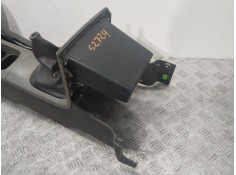 Recambio de apoyabrazos central para nissan pathfinder iii (r51) 2.5 dci 4wd referencia OEM IAM 96910EB301   2