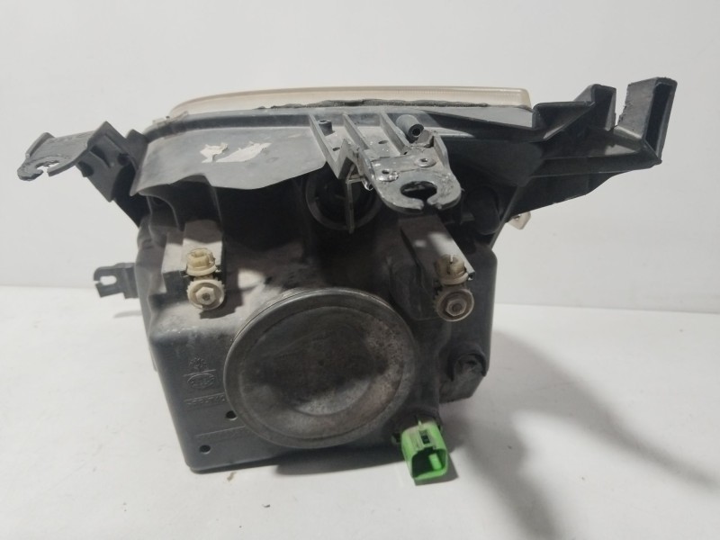 Recambio de faro derecho para ford fusion (ju_) 1.6 tdci referencia OEM IAM 24689800R  