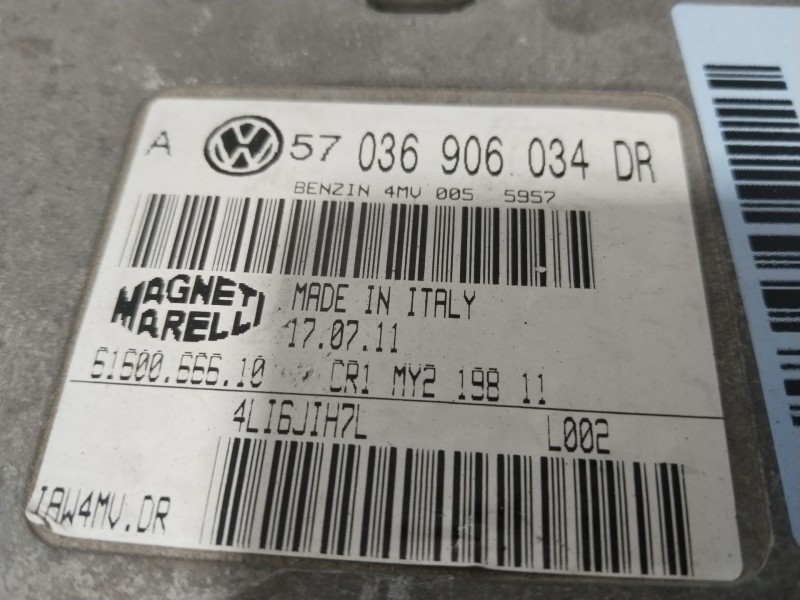 Recambio de centralita motor uce para volkswagen golf iv (1j1) 1.6 16v referencia OEM IAM 57036906034  