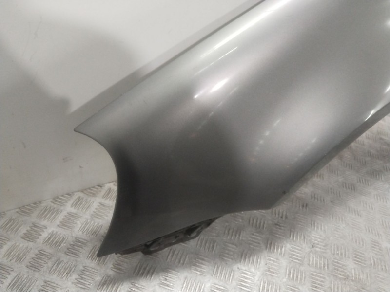 Recambio de aleta delantera izquierda para volkswagen golf v (1k1) 2.0 tdi referencia OEM IAM 1K6821021A  