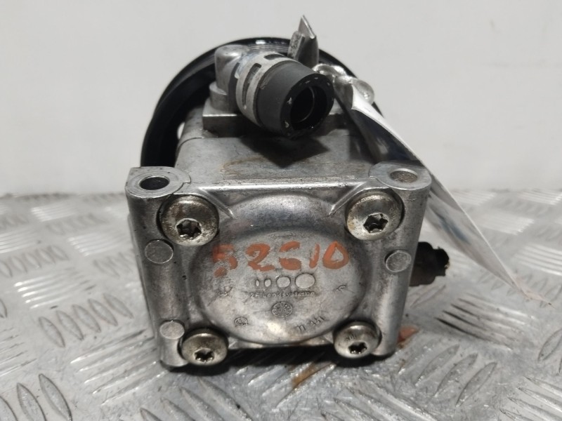 Recambio de bomba direccion para ford focus i sedán (dfw) 1.6 16v referencia OEM IAM 2S413A696AA  