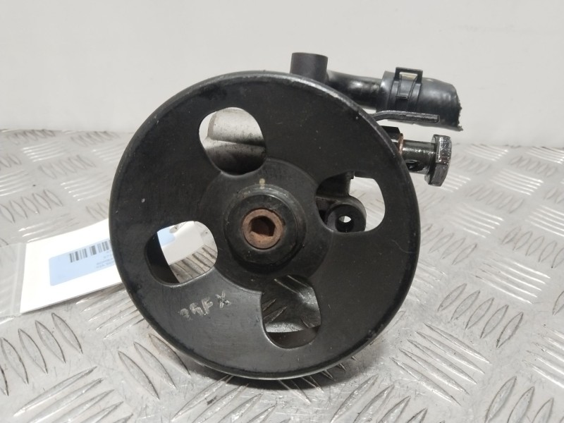 Recambio de bomba direccion para kia sorento i (jc) 2.5 crdi referencia OEM IAM 571003E100  