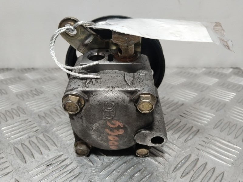 Recambio de bomba direccion para nissan almera tino (v10) 1.8 referencia OEM IAM 7612955118  